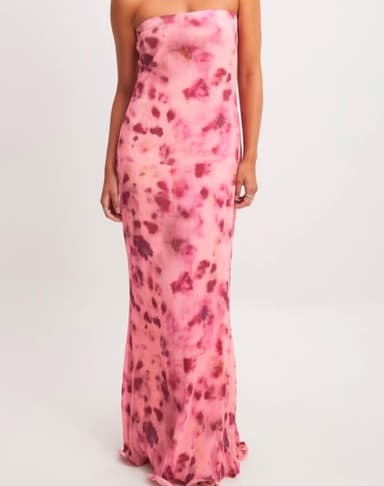 Larissa Mils x NAKD Pink Dress